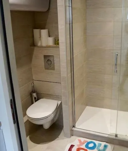 Rénové Dans Le Centre Appartamento Cauterets